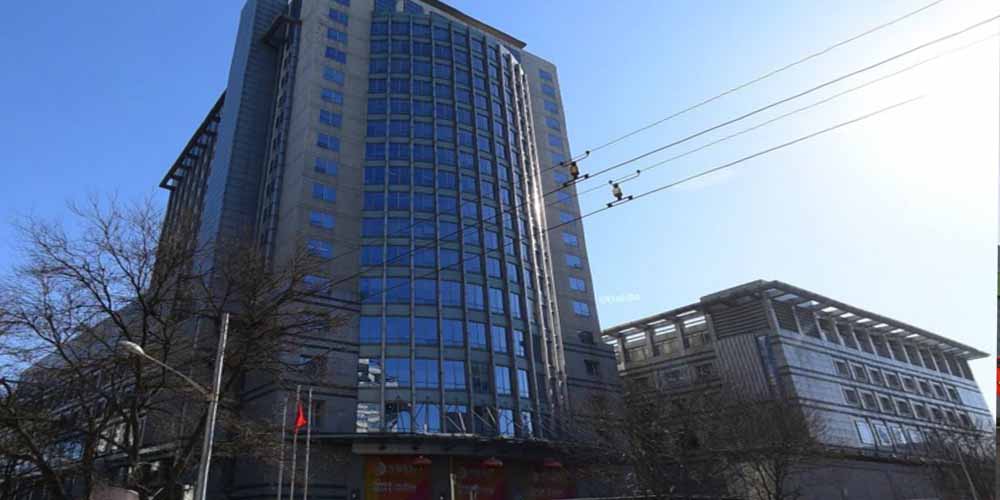 北礦磁材科技用高服氣流篩解決磁性材料的精度、細度及環境污染問題