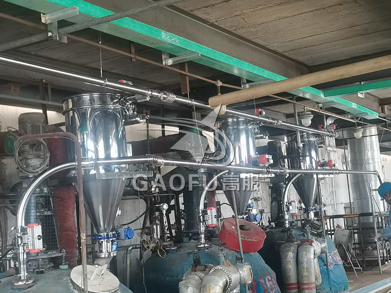 選擇反應釜真空加料機工廠：性價比和售后服務哪個更重要？